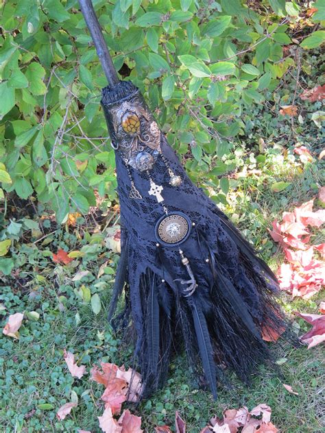 The Healing Power of Witch Totems: Their Therapeutic Meanings
